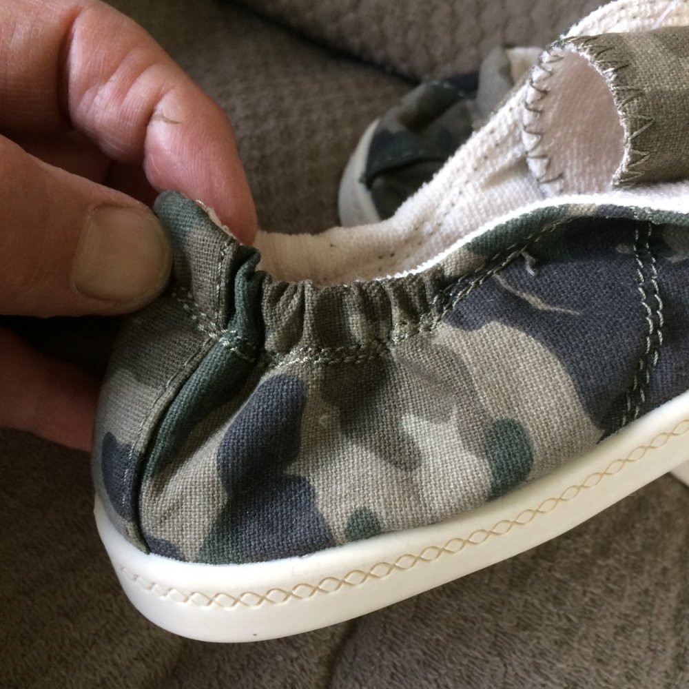 Time and Tru Camo Shoes Size 9 - Picture 5 of 11